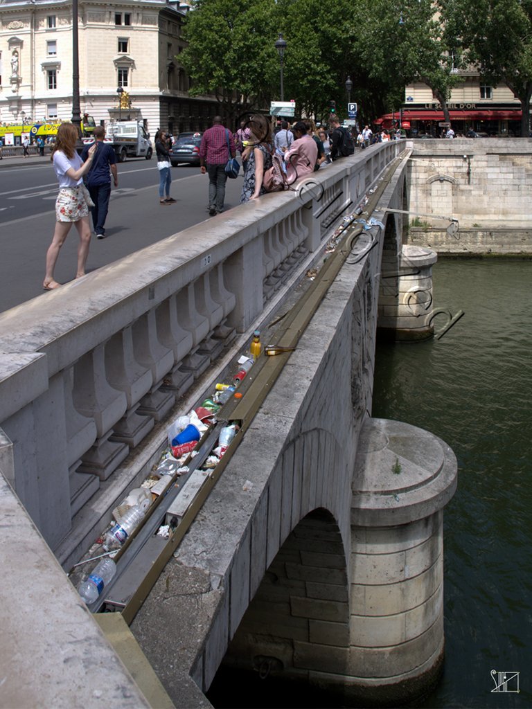 Corbeille en corniche