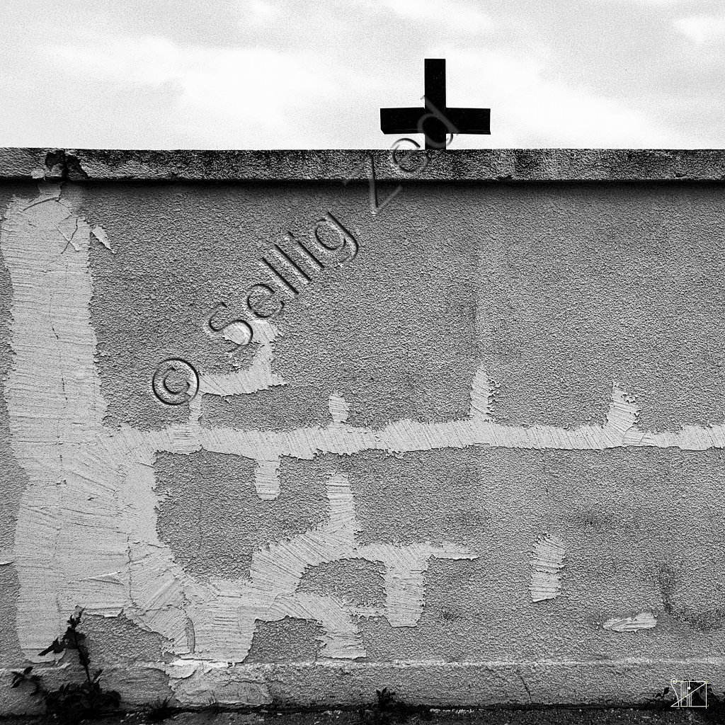 Droit dans le mur de sortie